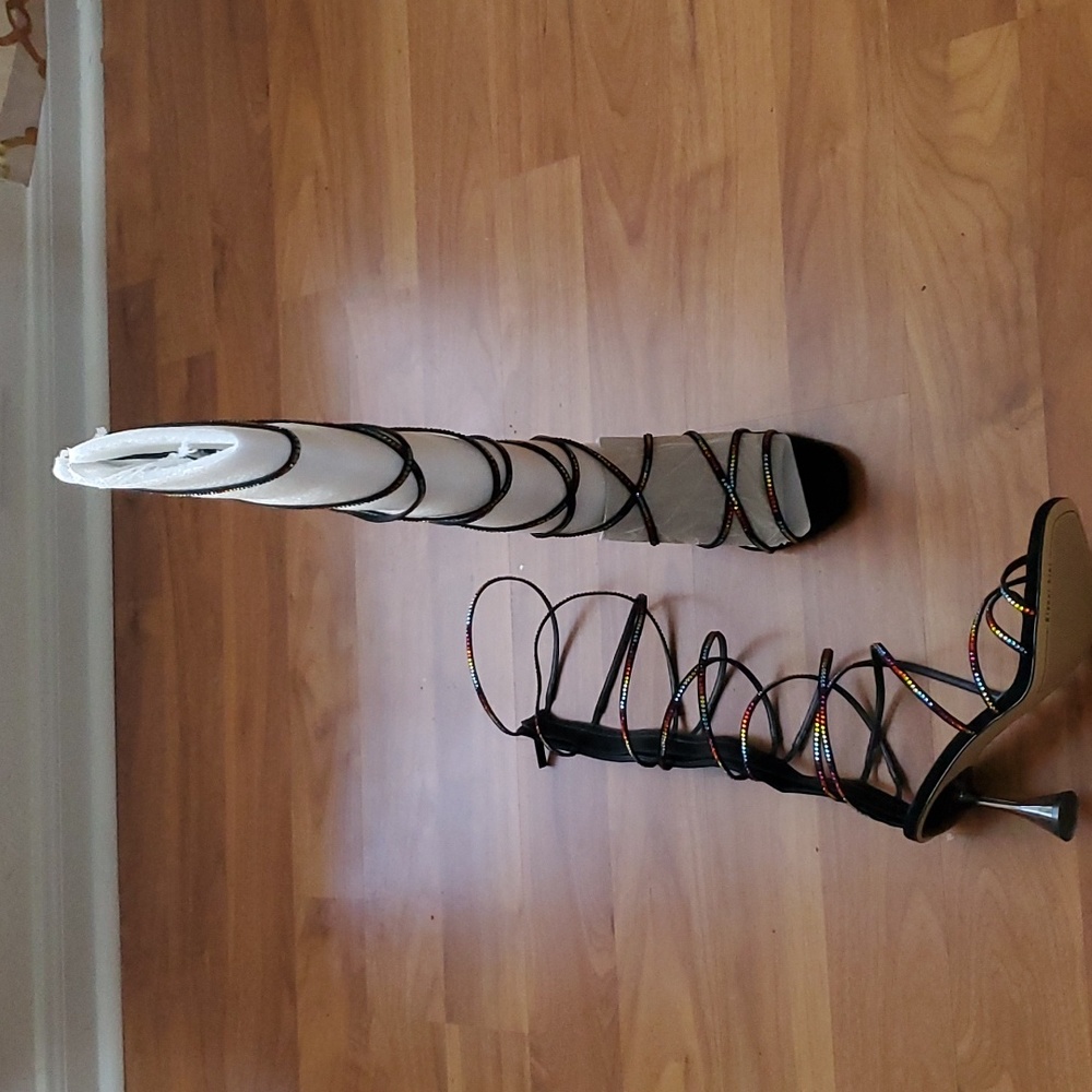 Gianni Bini Gladiator Sandals